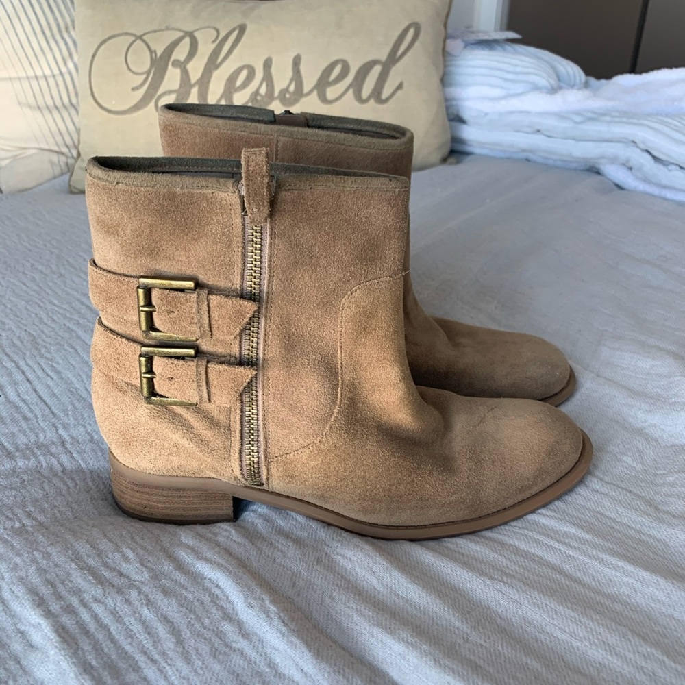 🔥 NINE WEST 7.5 SUEDE LEATHER ANKLE BOOT